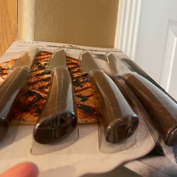 BKLYN Steel Elemental 4.5 Steak Knife Set - Picture 6 of 11